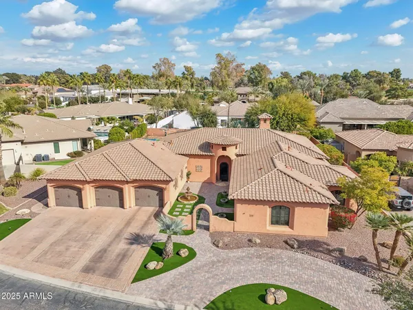 $6,995 | 351 North Cloverfield Circle, Litchfield Park, AZ 85340