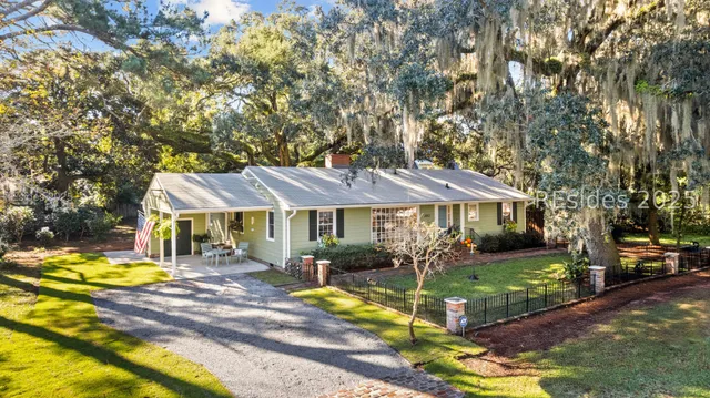 $749,900 | 2312 Depot Road, Beaufort, SC 29902