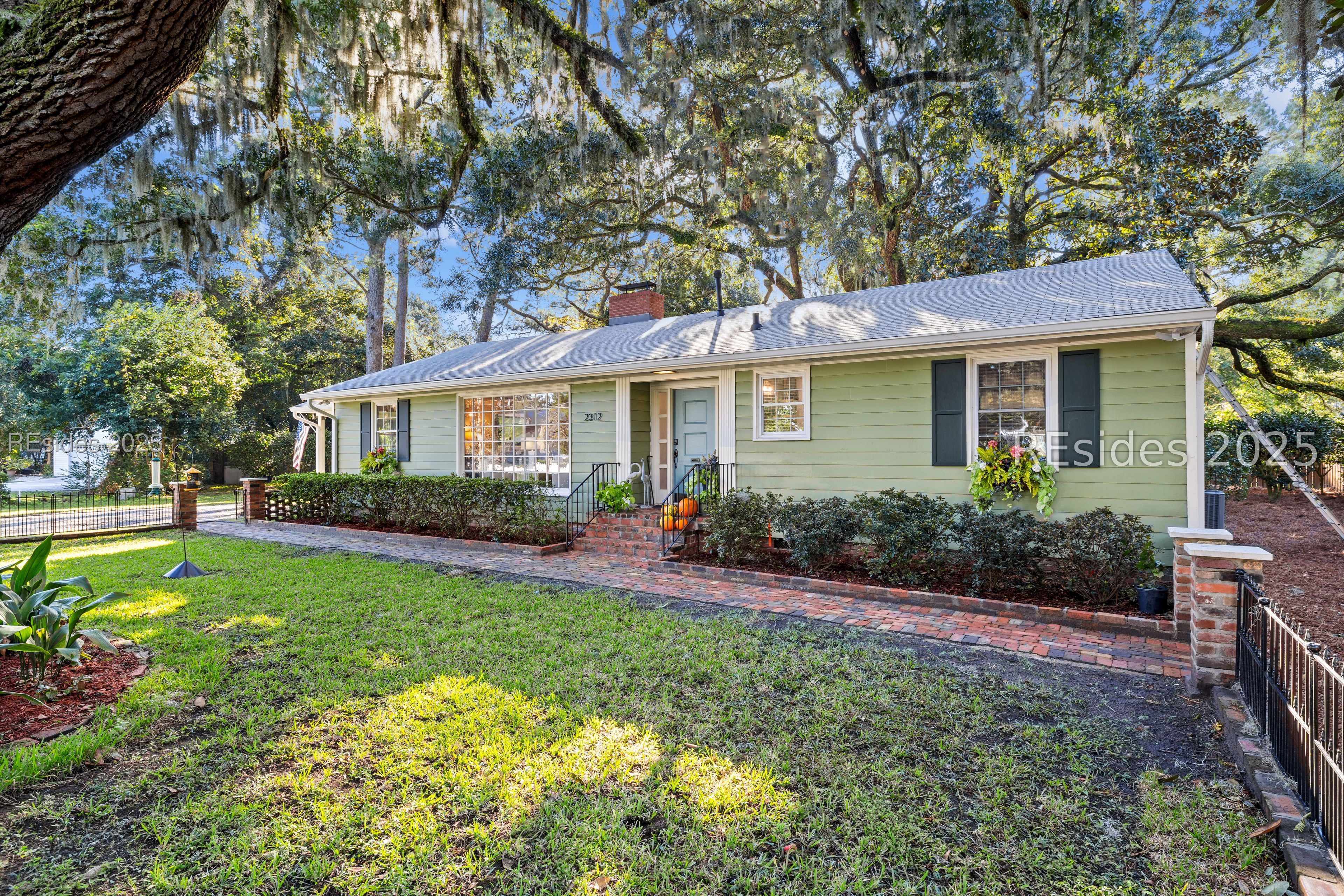 2312 Depot Road Beaufort, SC 29902 - Photo 2 of 54