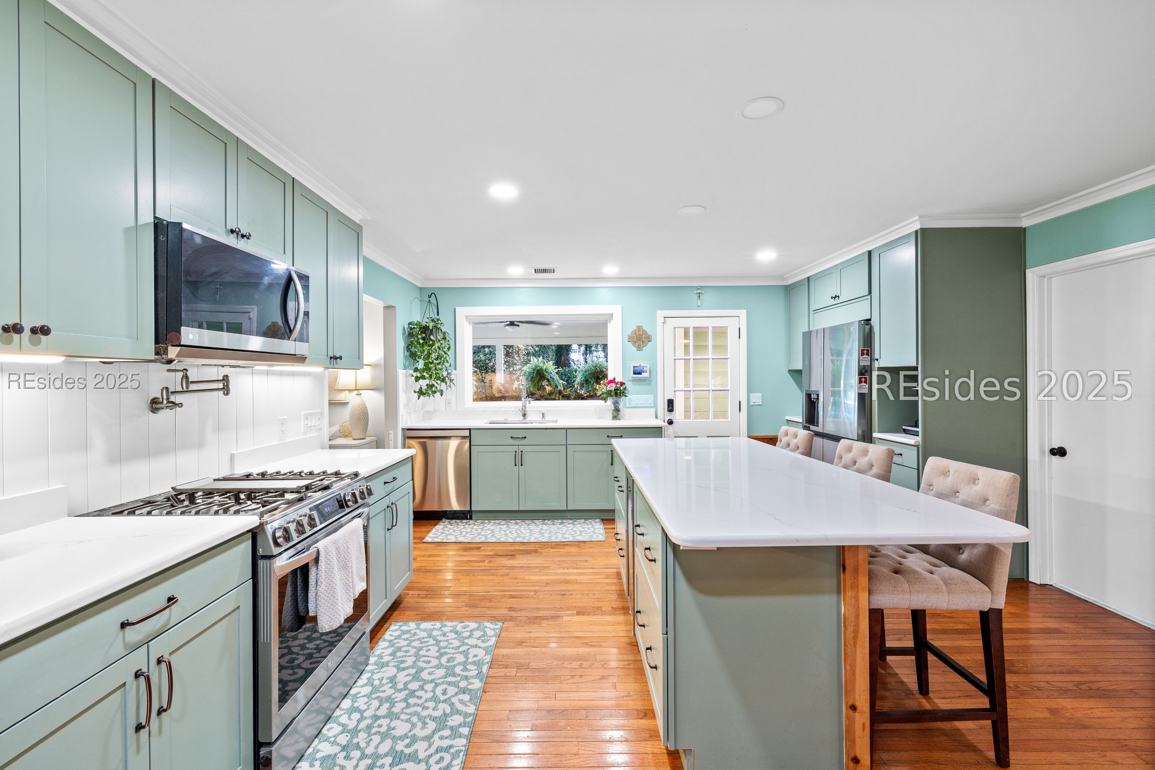 2312 Depot Road Beaufort, SC 29902 - Photo 9 of 54