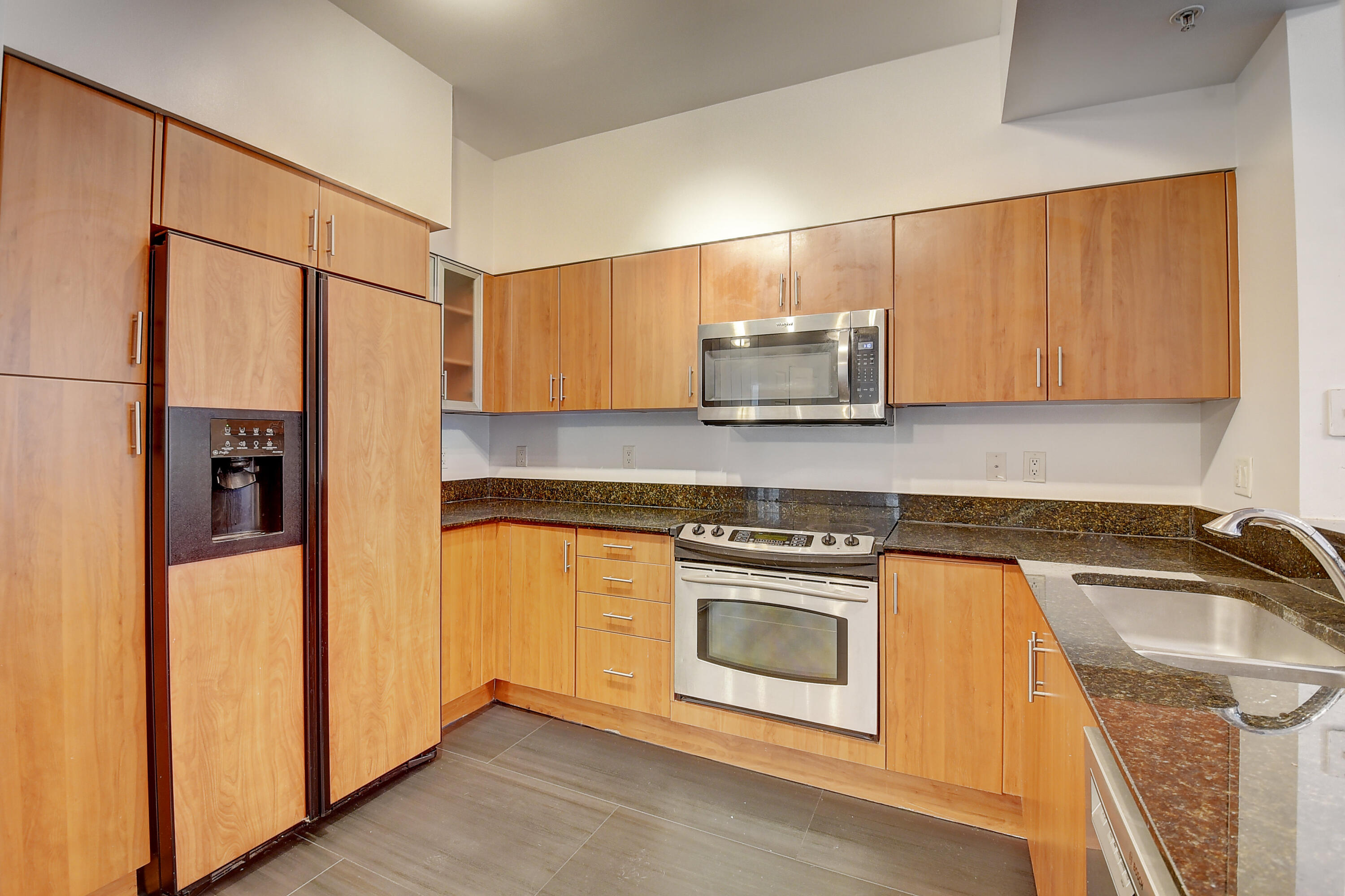 233 South Federal Highway, Unit 508 Boca Raton, FL 33432 - Photo 28 of 60 Kitchen 1