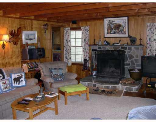 3417 Main Street Rangeley, ME 04970 - Photo 3 of 18 Living Room.