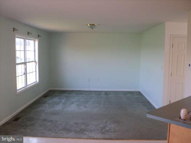 306 Thumper Drive Ranson, WV 25438 - Photo 8 of 13 Living Room