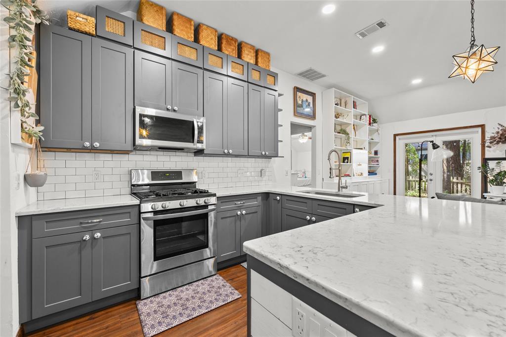 8423 Southwest 46 Road Gainesville, FL 32608 - Photo 10 of 40 Gallery Image 10