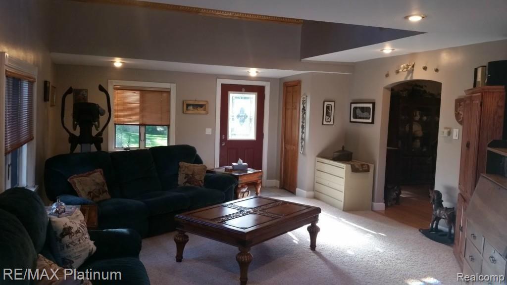 5539 Richardson Road Howell, MI 48843 - Photo 12 of 60 13.jpg