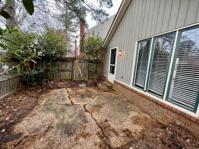 1833 Allenby Green, Unit 1833 Germantown, TN 38139 - Photo 15 of 18 a backyard of a house