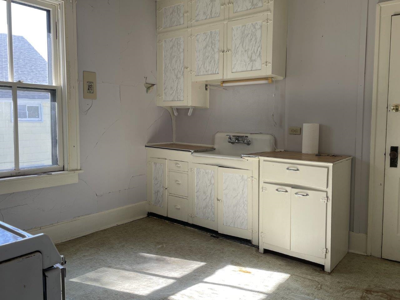 324 South 4th Avenue East Ely, MN 55731 - Photo 23 of 40 2nd Apt Kitchen