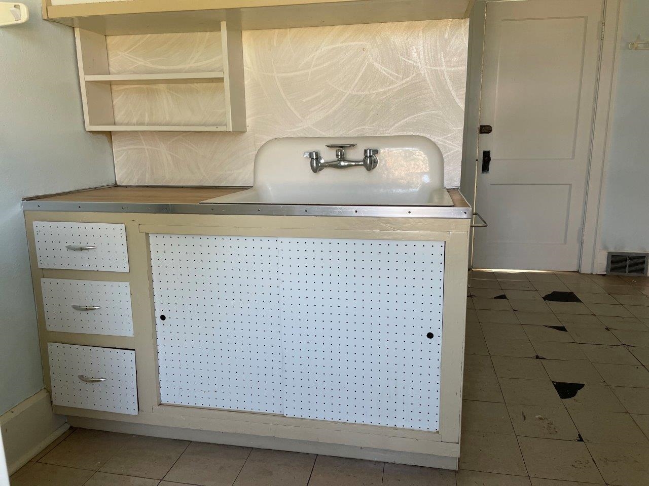 324 South 4th Avenue East Ely, MN 55731 - Photo 30 of 40 3rd Apt Vintage Kitchen Sink