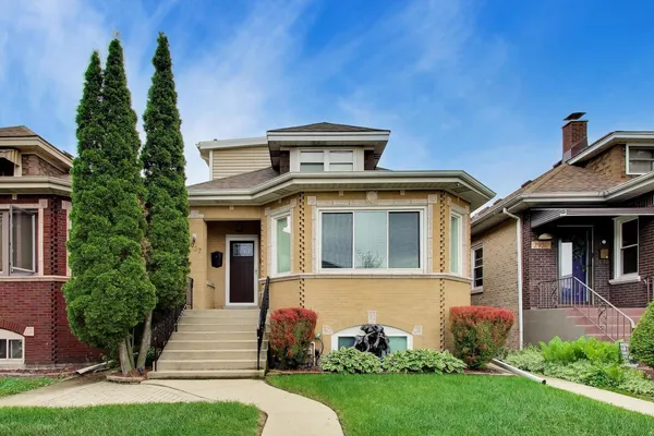 $619,900 | 7937 West Elmgrove Drive, Elmwood Park, IL 60707