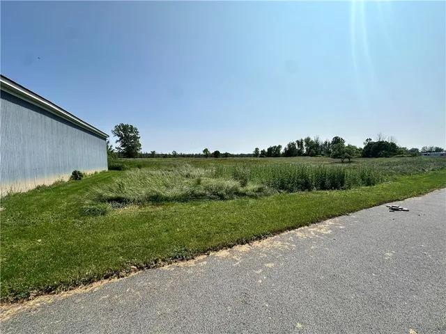 $239,900 | 14918 Lakeshore Road, Carlton, NY 14477