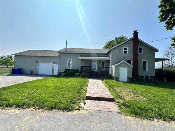 $239,900 | 14918 Lakeshore Road, Carlton, NY 14477