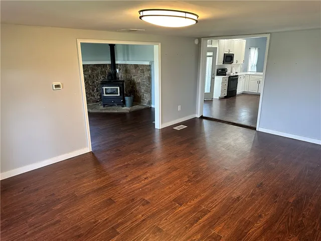 $239,900 | 14918 Lakeshore Road, Carlton, NY 14477