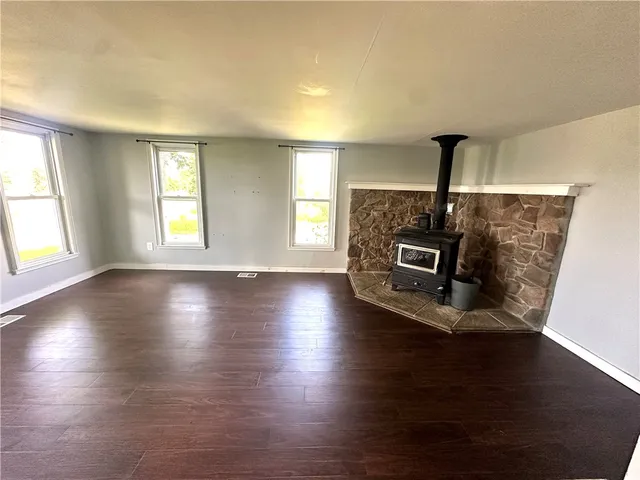 $239,900 | 14918 Lakeshore Road, Carlton, NY 14477