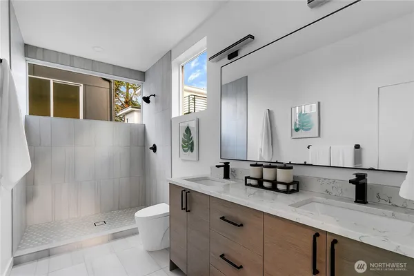 $995,000 | 631 West Emerson Street, Seattle, WA 98119