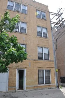 $1,300 | 3917 North Southport Avenue, Unit 1W, Chicago, IL 60613