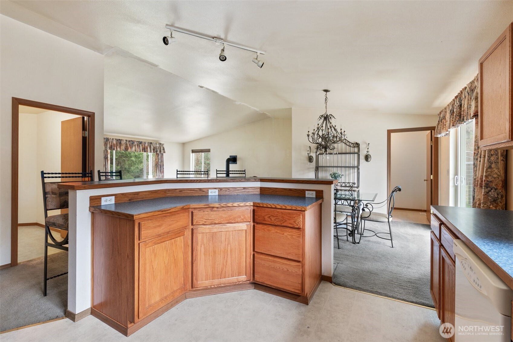 891 Logan Hill Road Chehalis, WA 98532 - Photo 11 of 28 Gallery Image 11