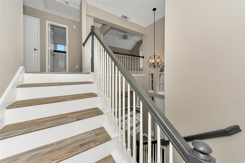 857 Summit Pointe Lewisville, TX 75077 - Photo 9 of 33 a view of entryway