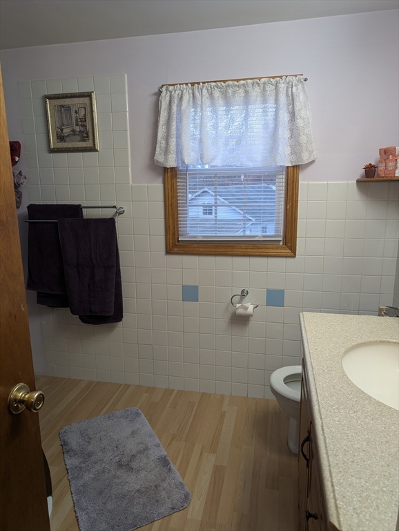 13 Brookfield Road Charlton, MA 01507 - Photo 38 of 41 a bathroom with a toilet and a shower