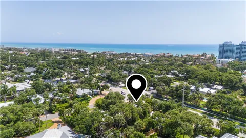 $949,900 | 670 Cypress Road, Vero Beach, FL 32963