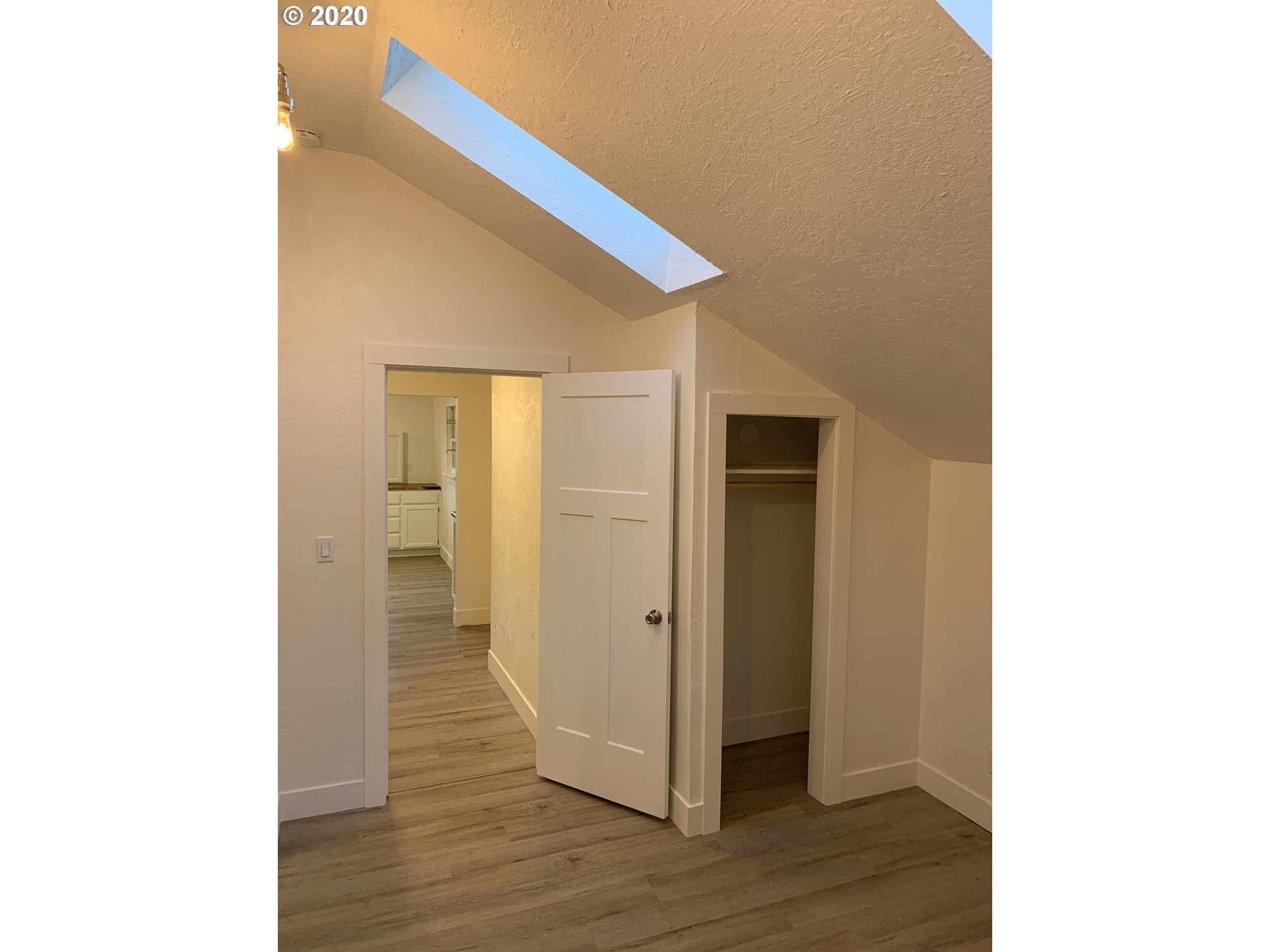 2171 Cal Young Road Eugene, OR 97401 - Photo 12 of 22 Gallery Image 12