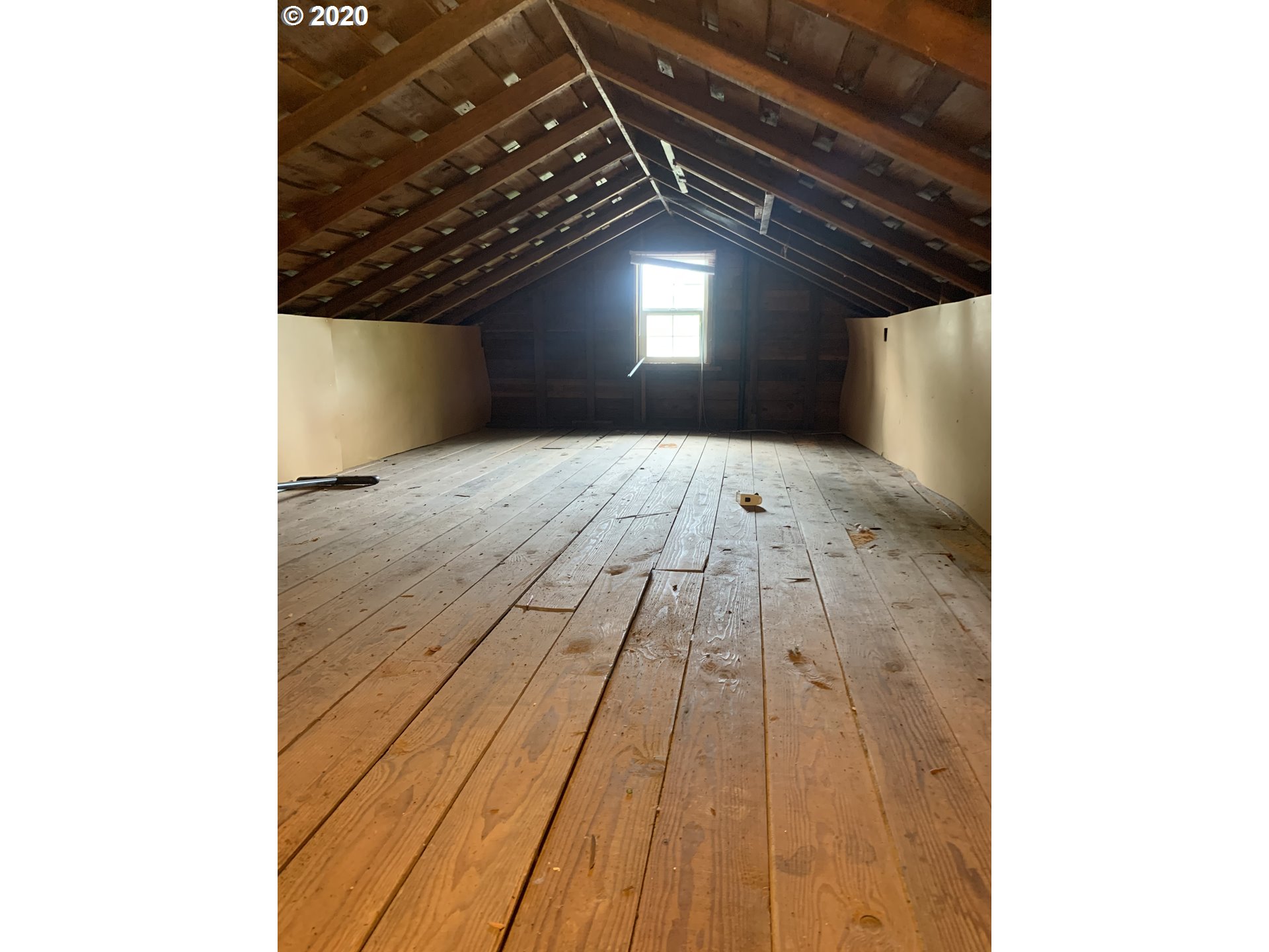 2171 Cal Young Road Eugene, OR 97401 - Photo 20 of 22 Gallery Image 20