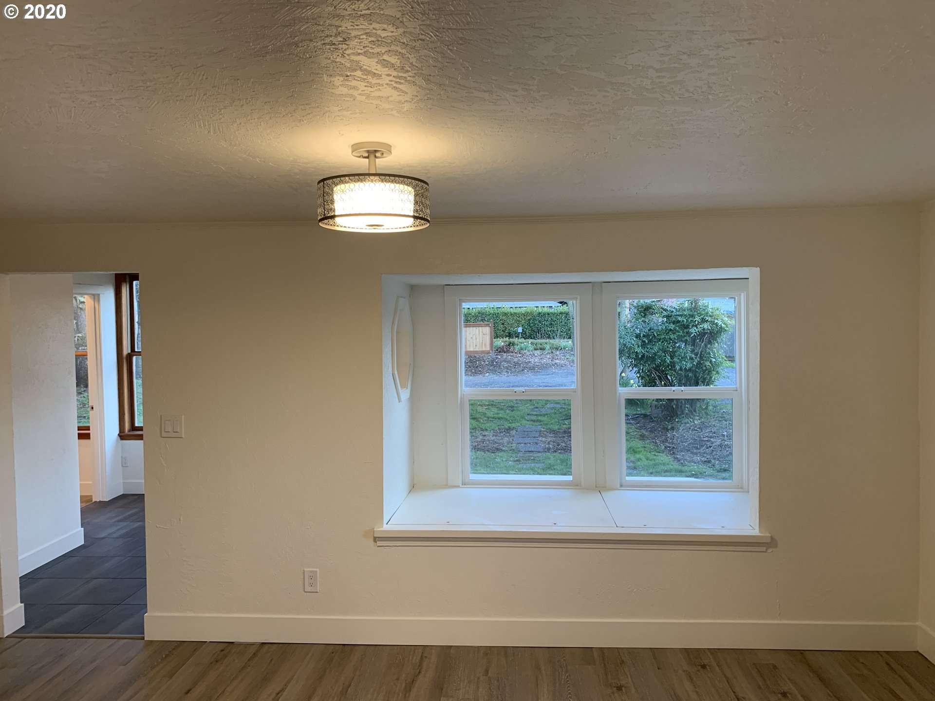 2171 Cal Young Road Eugene, OR 97401 - Photo 10 of 22 Gallery Image 10
