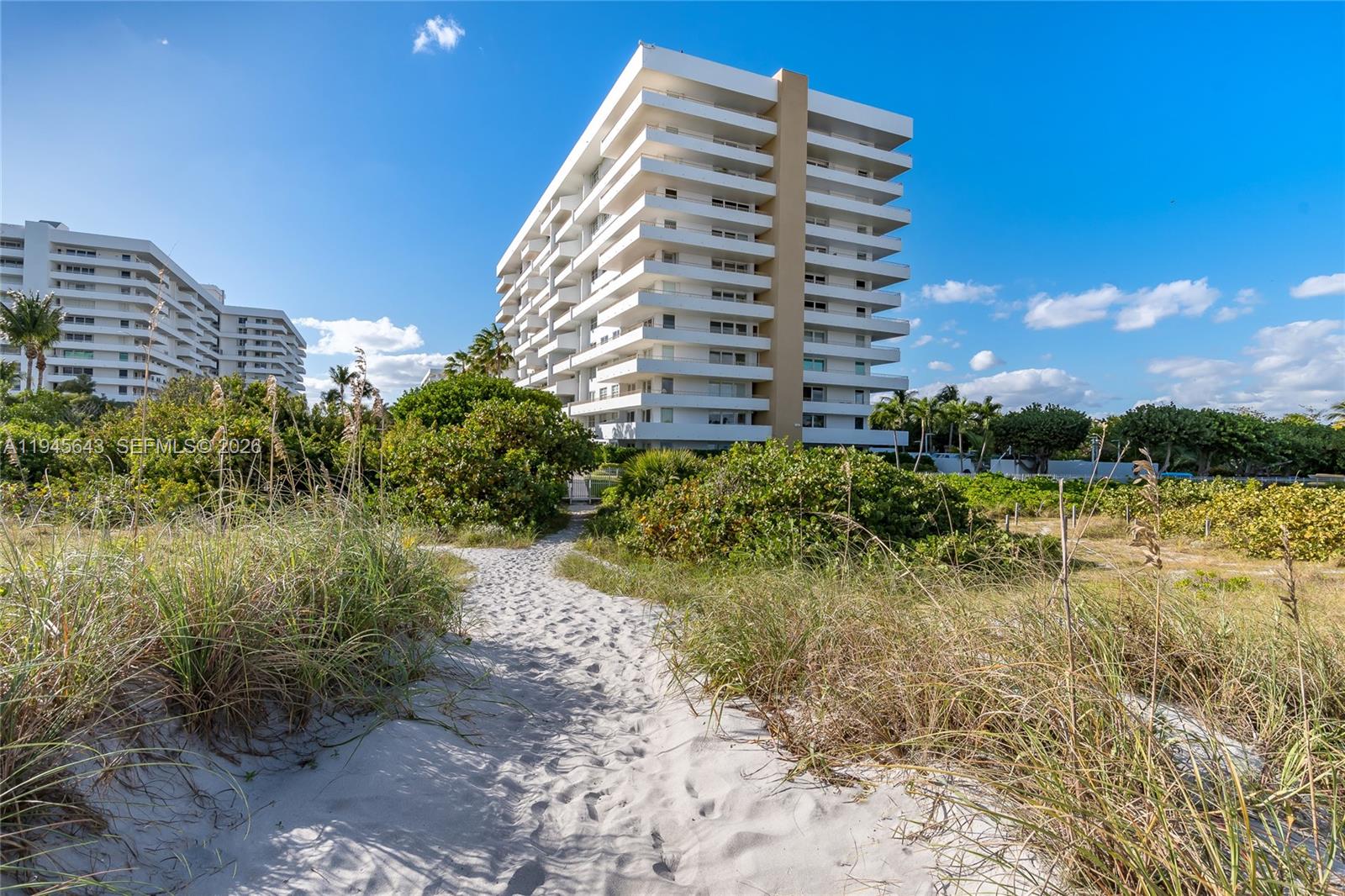 199 Ocean Ln Drive, Unit 807 Key Biscayne, FL 33149 - Photo 2 of 34 a view of a multi story building