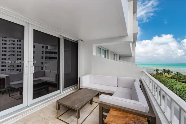$5,350 | 199 Ocean Ln Drive, Unit 807, Key Biscayne, FL 33149