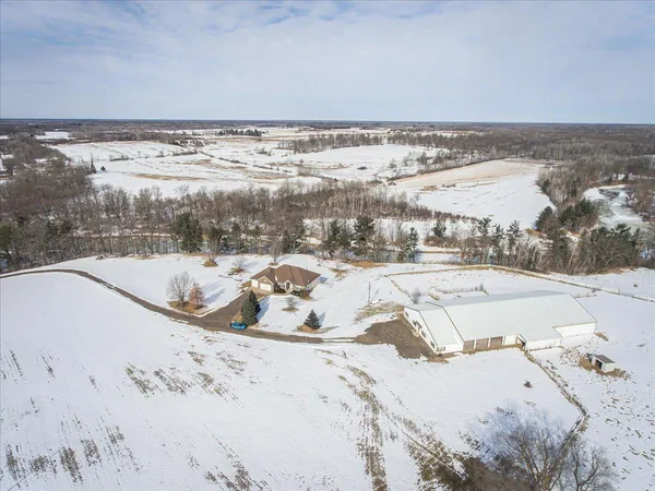 $925,000 | 12446 190th Street, Milaca, MN 56353