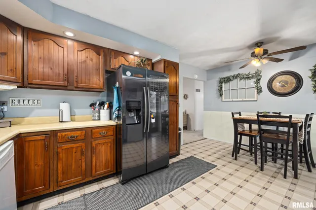 $175,000 | 25909 Longview Road, Hopedale, IL 61747