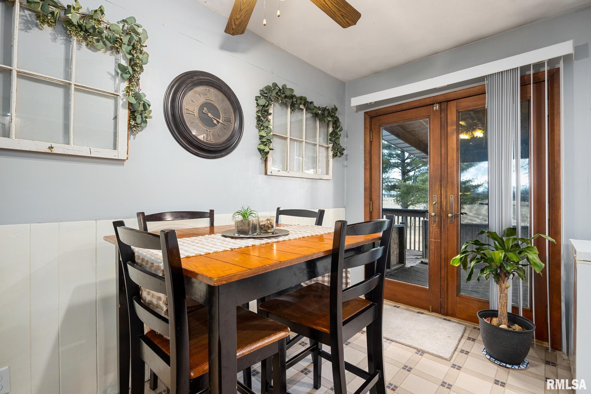 25909 Longview Road Hopedale, IL 61747 - Photo 15 of 36