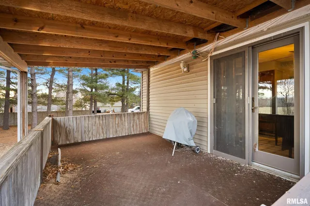 $175,000 | 25909 Longview Road, Hopedale, IL 61747