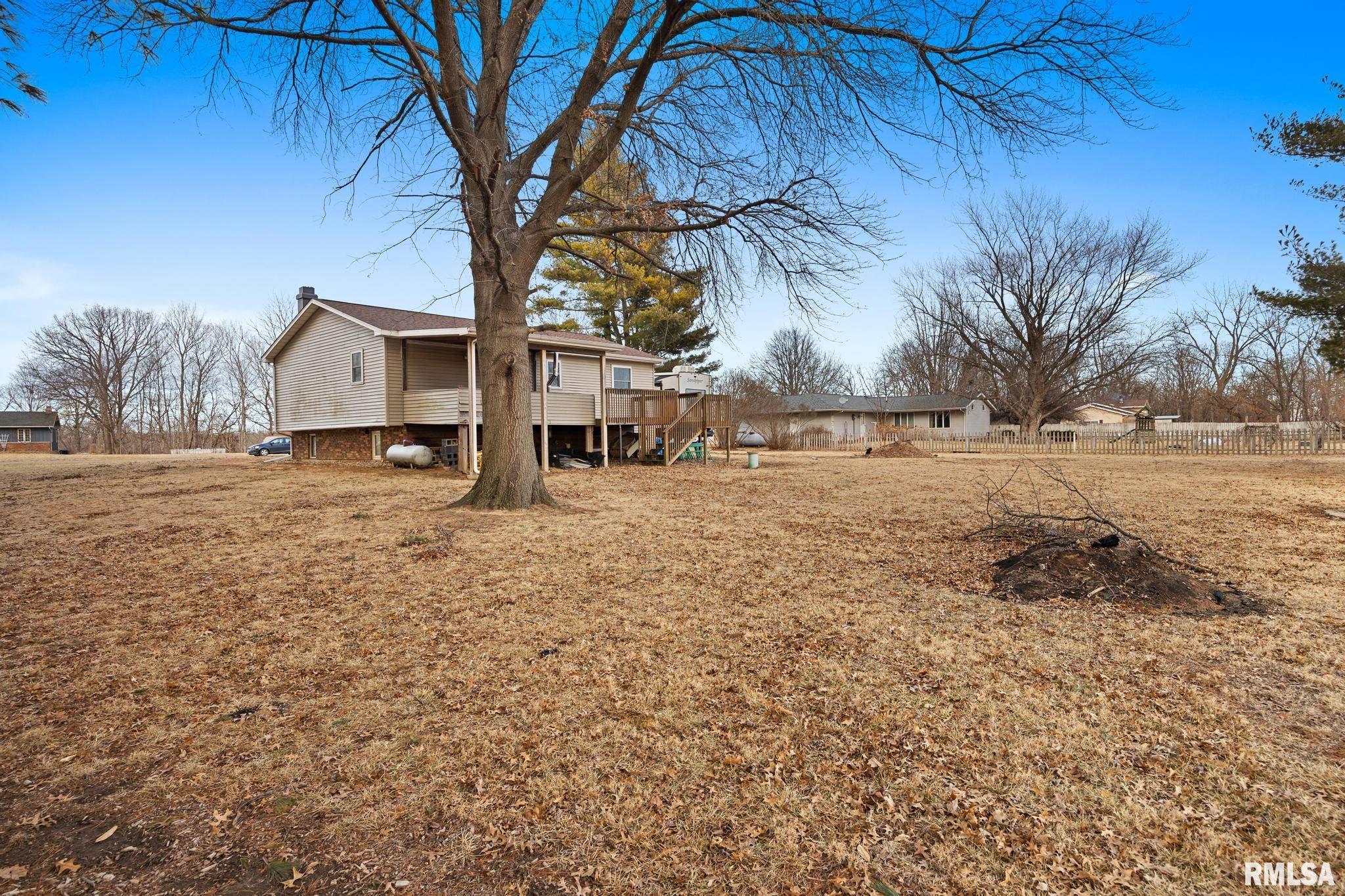 25909 Longview Road Hopedale, IL 61747 - Photo 5 of 36
