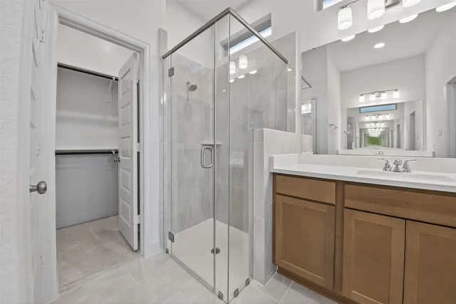 a view of walk in closet