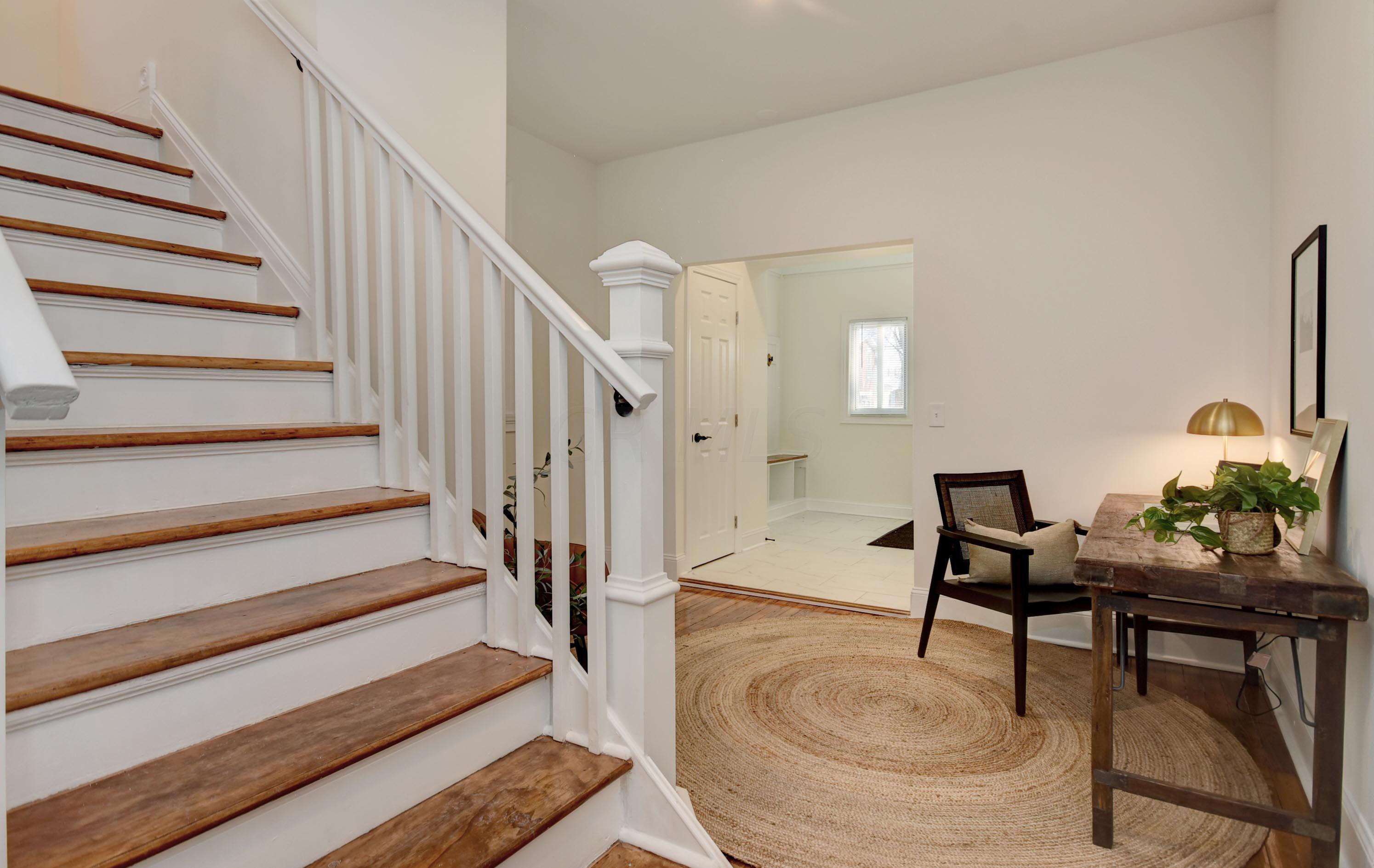 1443 Bryden Road Columbus, OH 43205 - Photo 5 of 45 Stairs