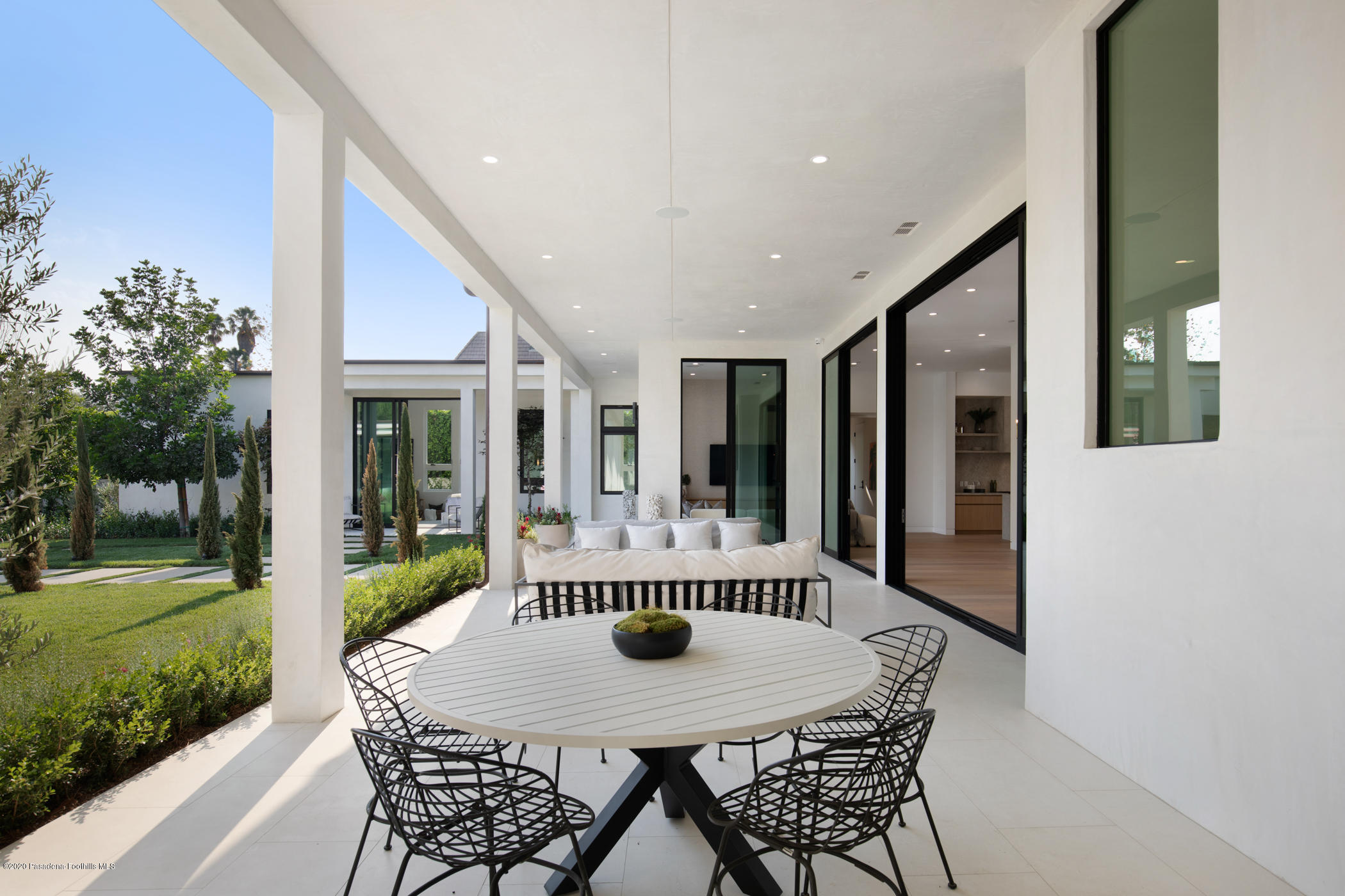 Undisclosed Address Pasadena, CA 91106 - Photo 43 of 60 Dining Exterior