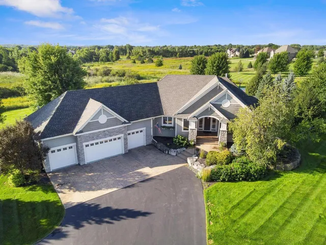 $1,500,000 | 19220 Foxfield Drive, Prior Lake, MN 55372
