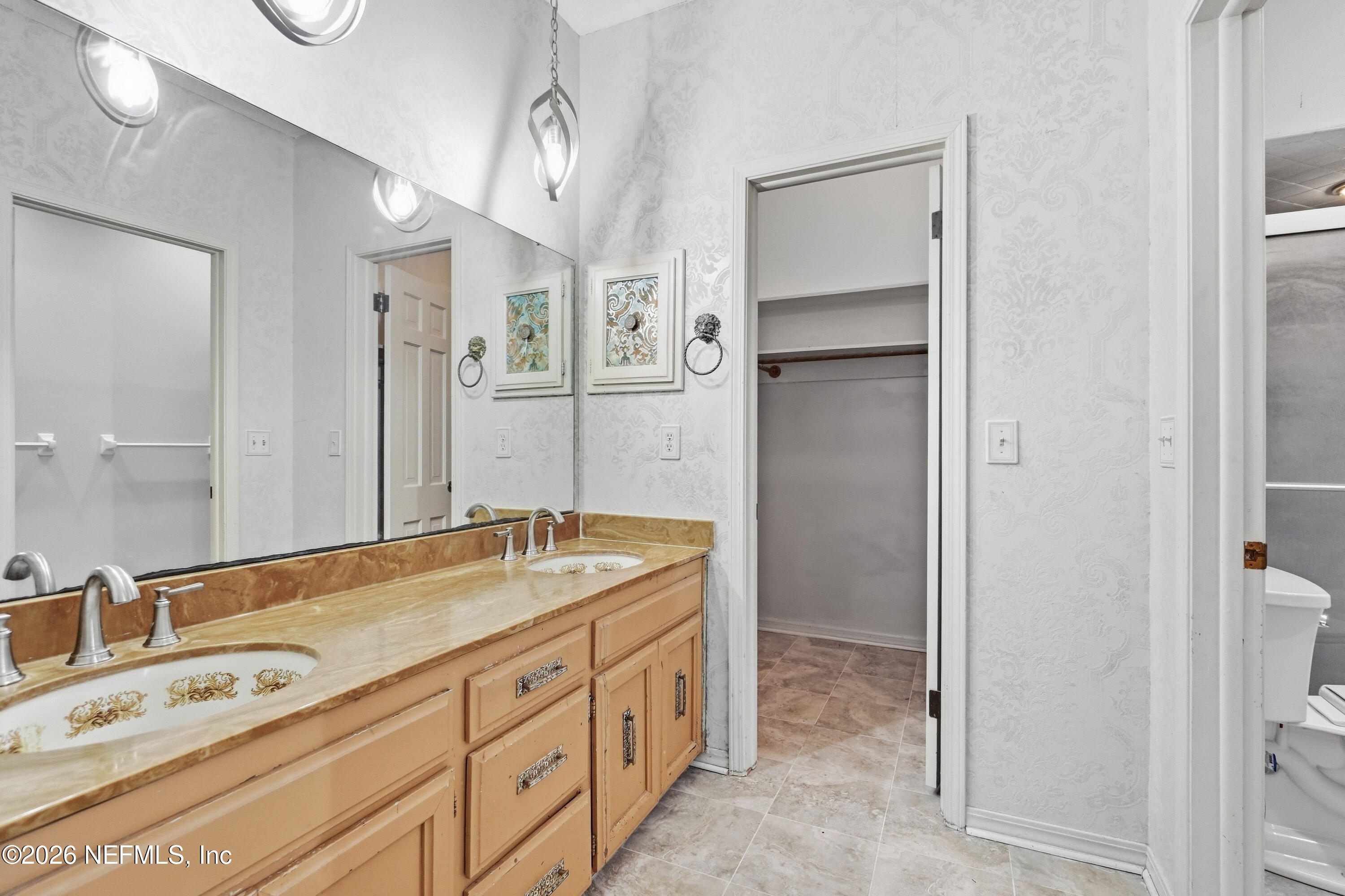 8202 Hunters Grove Road Jacksonville, FL 32256 - Photo 34 of 74 Primary Bathroom