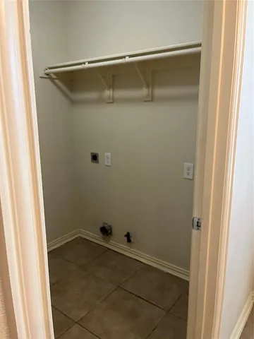 $2,100 | 7216 Kentish Drive, Fort Worth, TX 76137