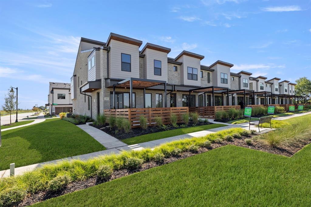 2001 Aldrich Road Celina, TX 75009 - Photo 2 of 28