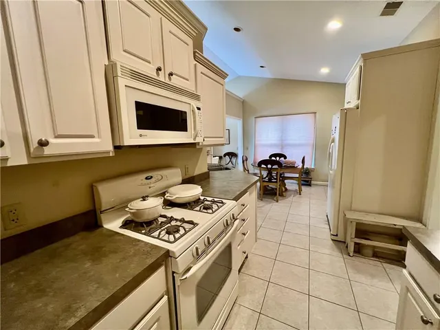 $329,900 | 3239 Penny Lane, New Castle, PA 16105