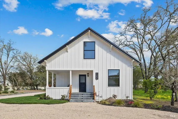 $2,549,000 | 127 Pleasant Avenue, Windsor, CA 95492