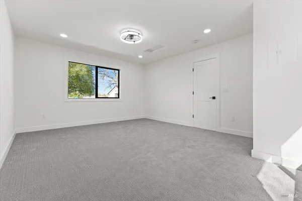 $2,549,000 | 127 Pleasant Avenue, Windsor, CA 95492