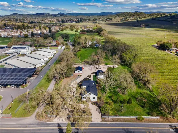 $2,549,000 | 127 Pleasant Avenue, Windsor, CA 95492