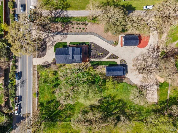$2,549,000 | 127 Pleasant Avenue, Windsor, CA 95492