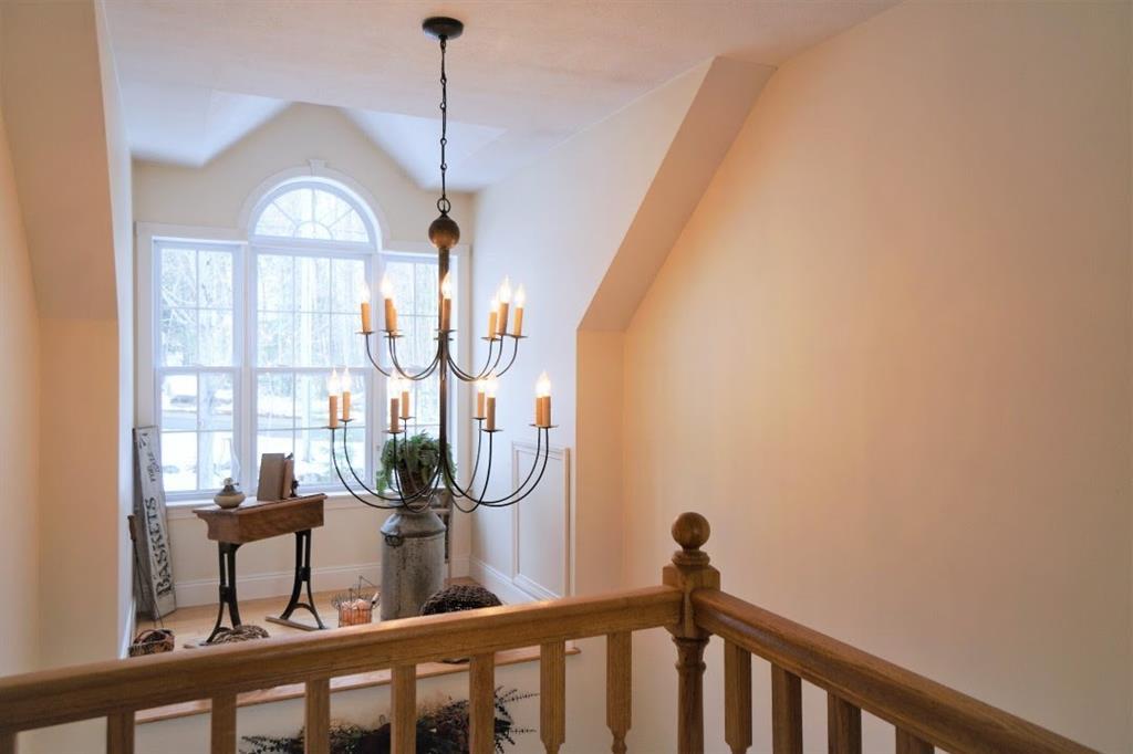 125 Chute Road Windham, ME 04062 - Photo 23 of 35 Foyer nook above front entrance is a...