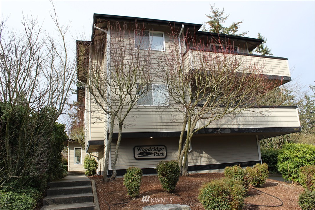 7411 210th Street Southwest, Unit 312 Edmonds, WA 98026 - Photo 2 of 17 Gallery Image 2