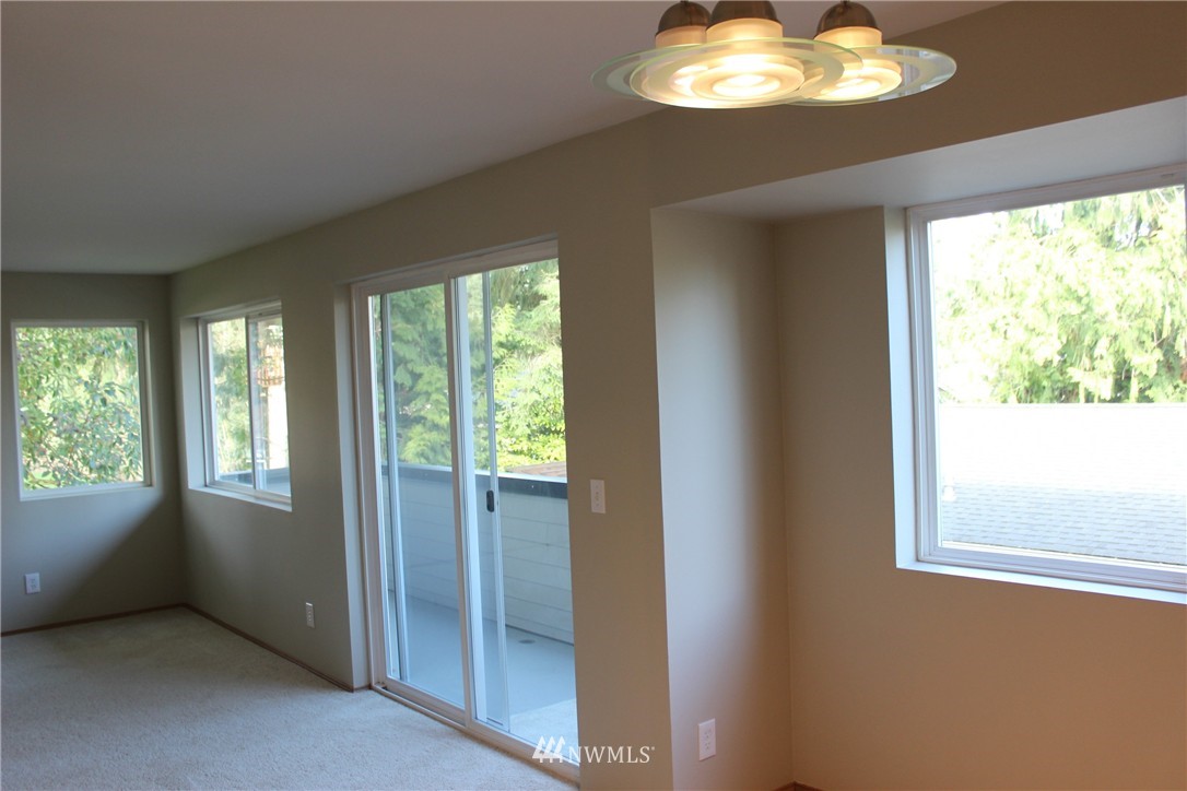 7411 210th Street Southwest, Unit 312 Edmonds, WA 98026 - Photo 9 of 17 Gallery Image 9
