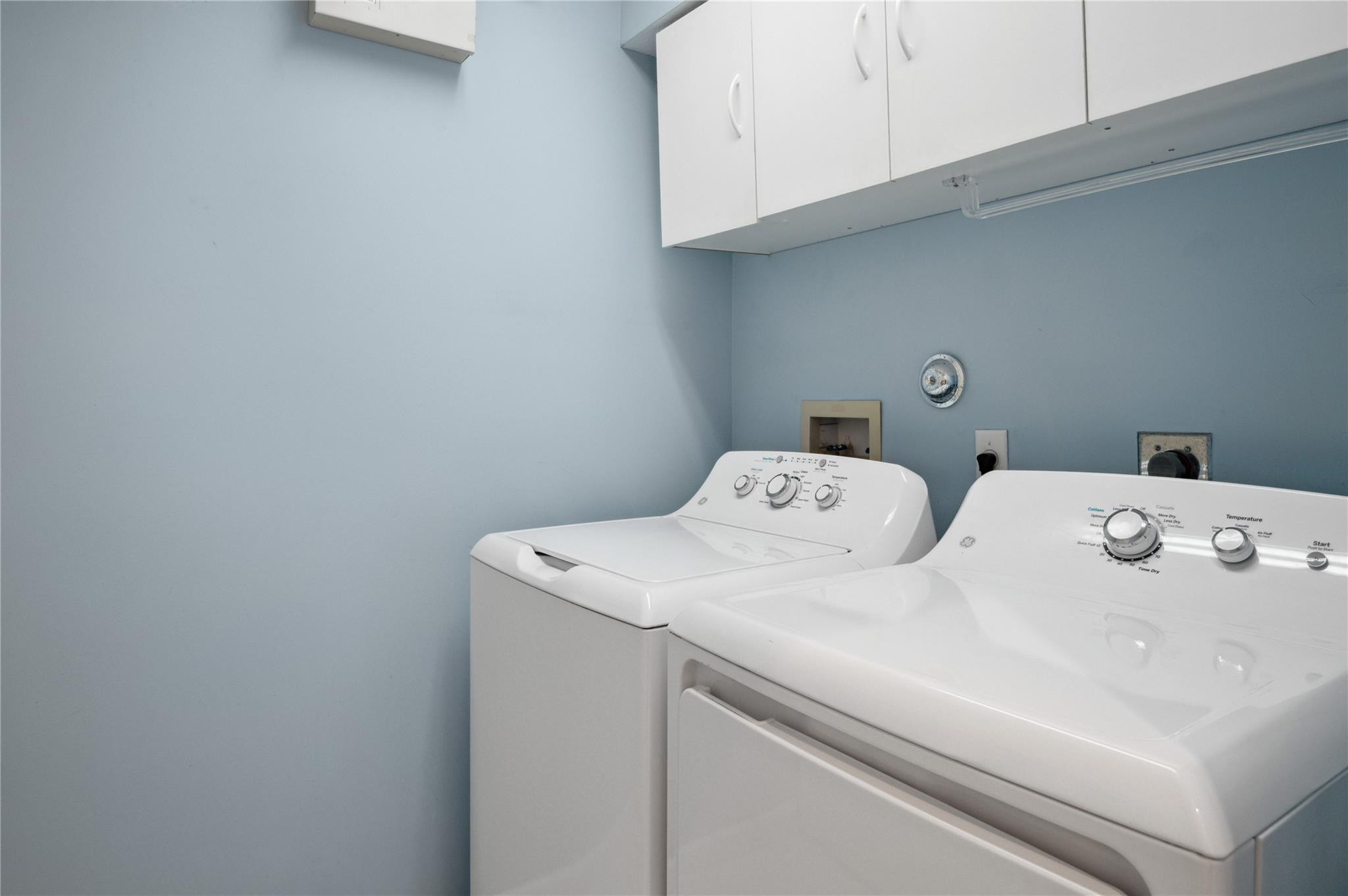 12254 Prairie Dunes Road Boynton Beach, FL 33437 - Photo 12 of 19 Newer washer/dryer in laundry room