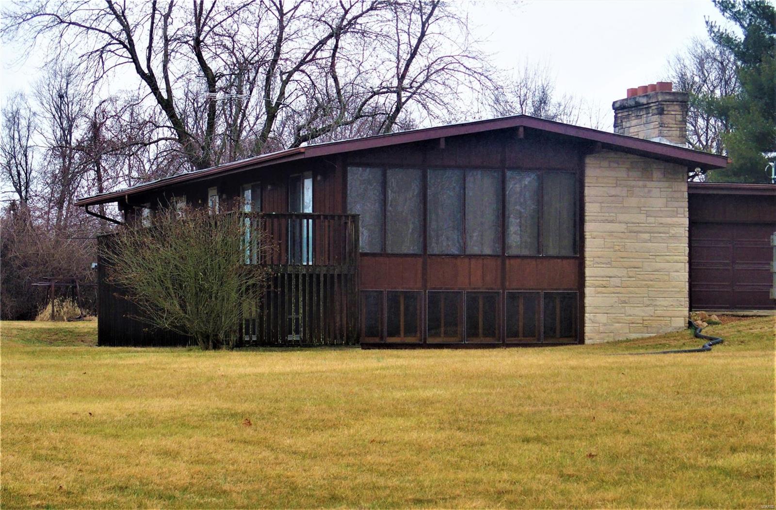 1125 Weil Road Lebanon, IL 62254 - Photo 2 of 23 Gallery Image 2